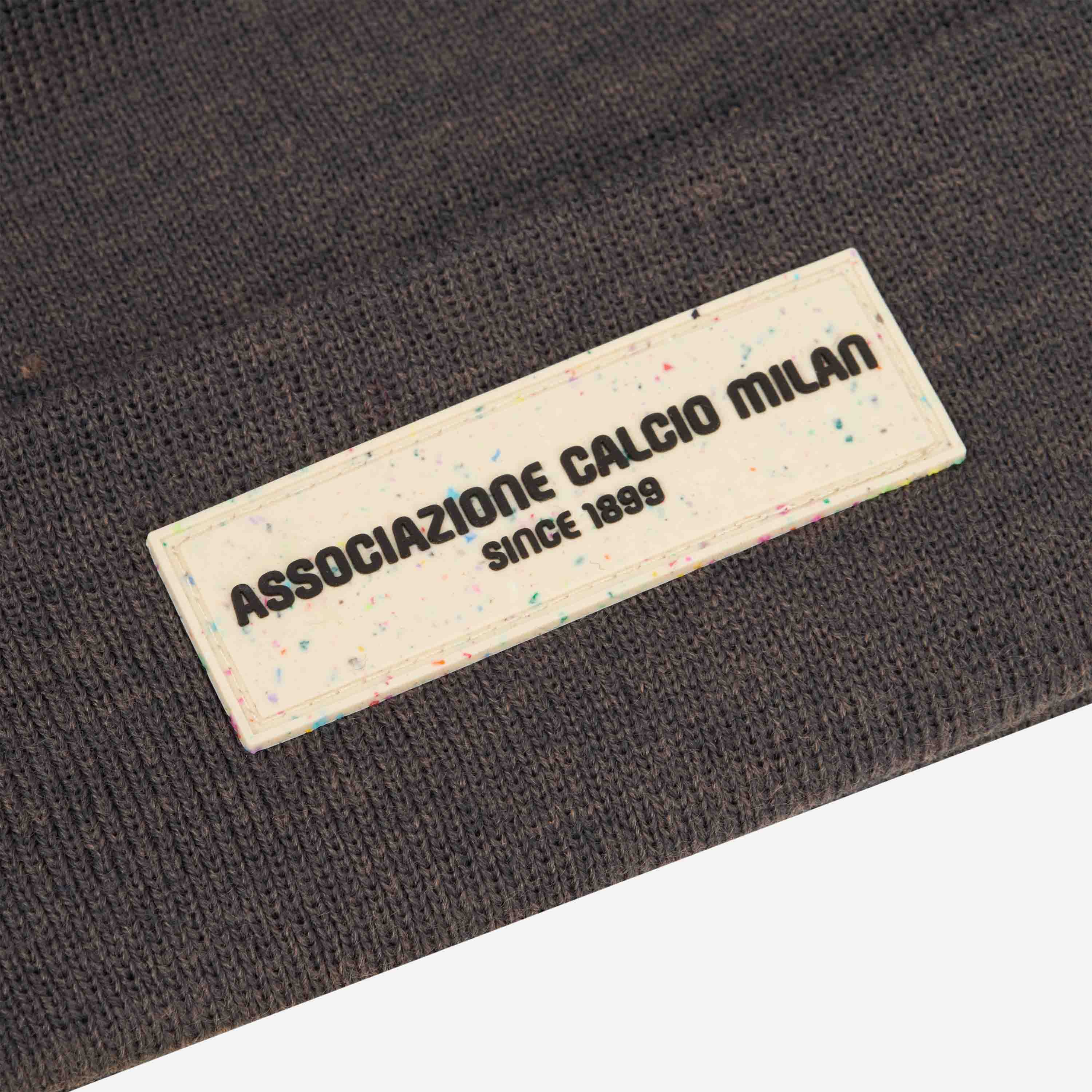 BERRETTO NEW ERA X AC MILAN CON PATCH "ASSOCIAZIONE CALCIO MILAN" - Image 5