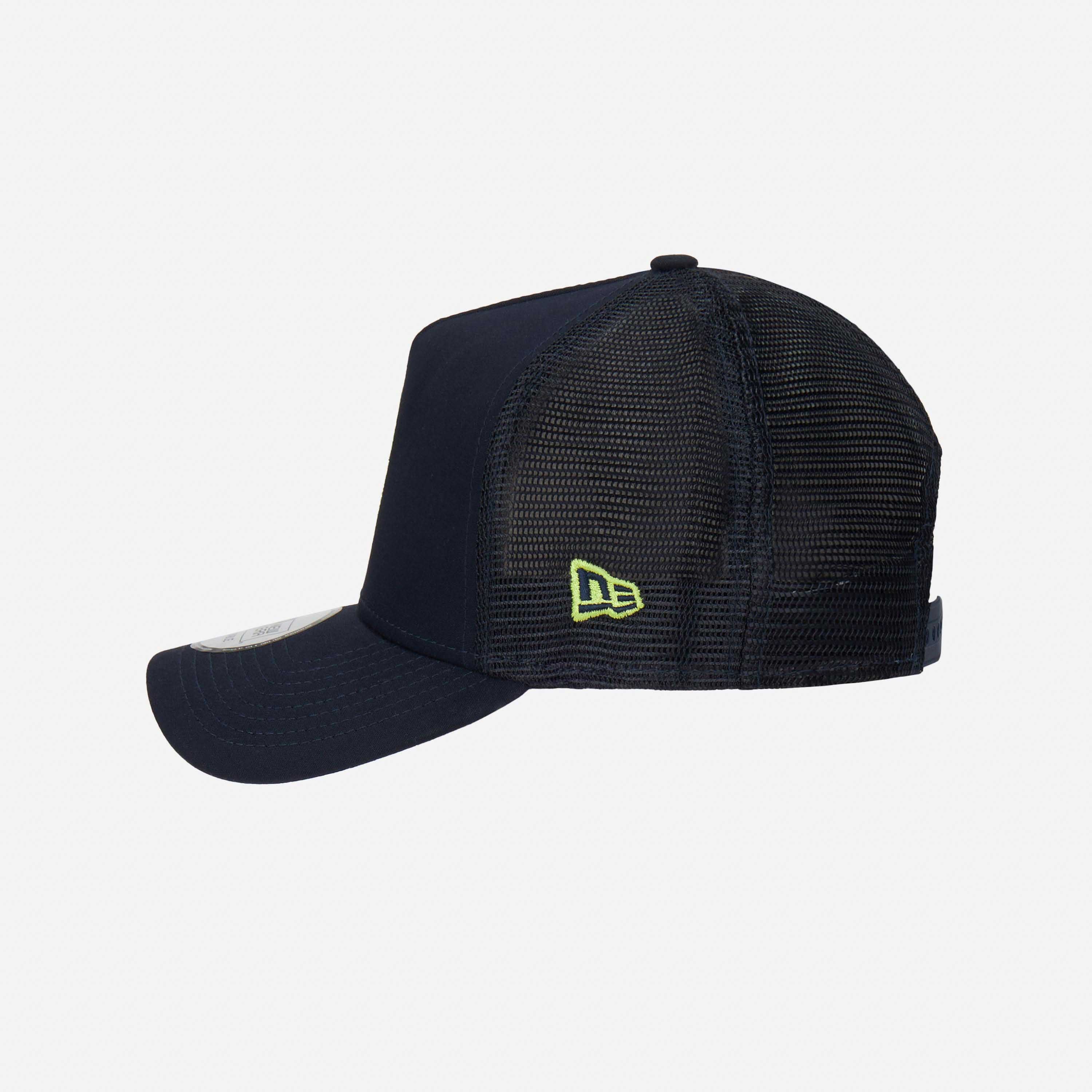 CAPPELLINO TRUCKER NEW ERA X AC MILAN CON LOGO NEON - Image 5