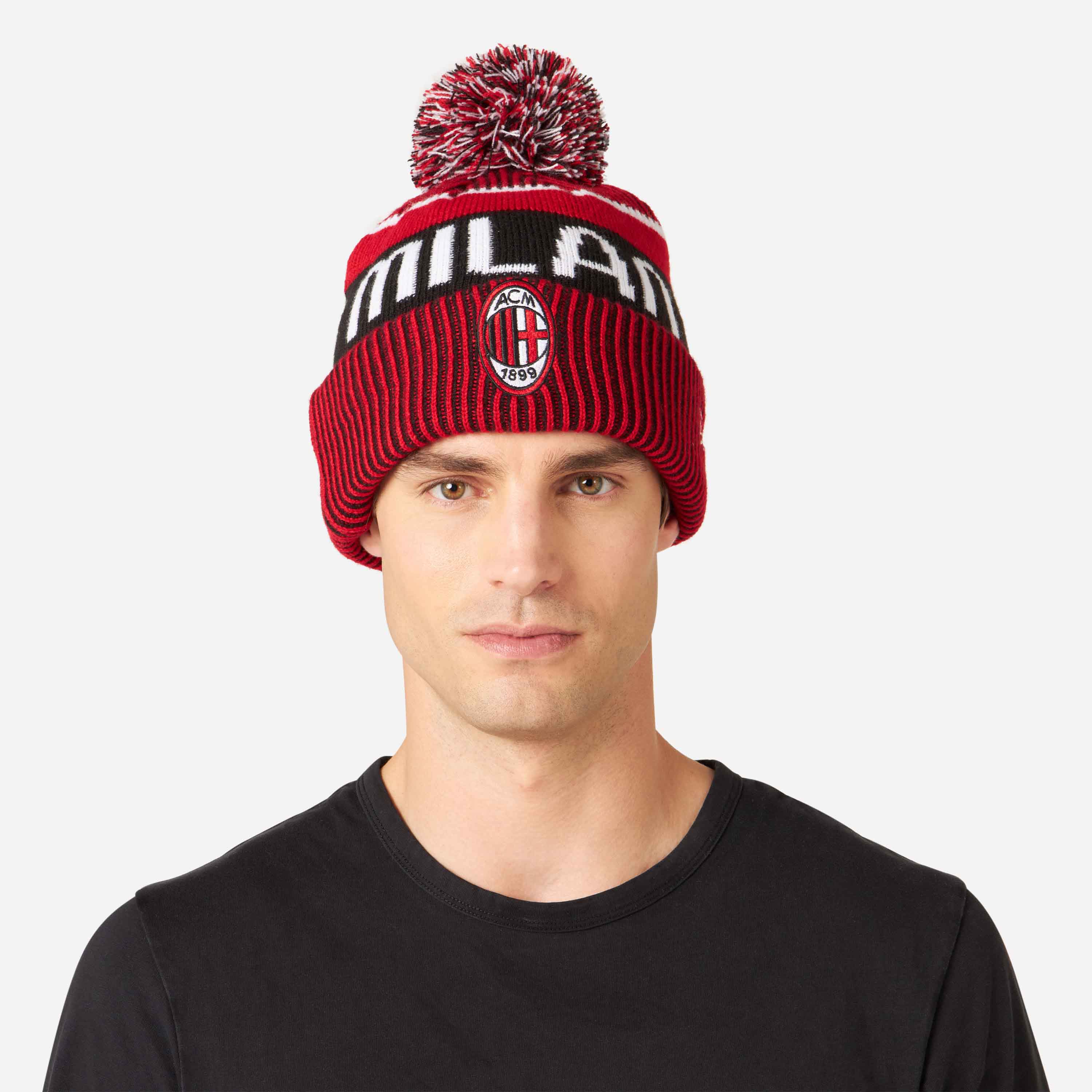 BERRETTO CON POMPOM NEW ERA X AC MILAN CON LOGO - Image 3